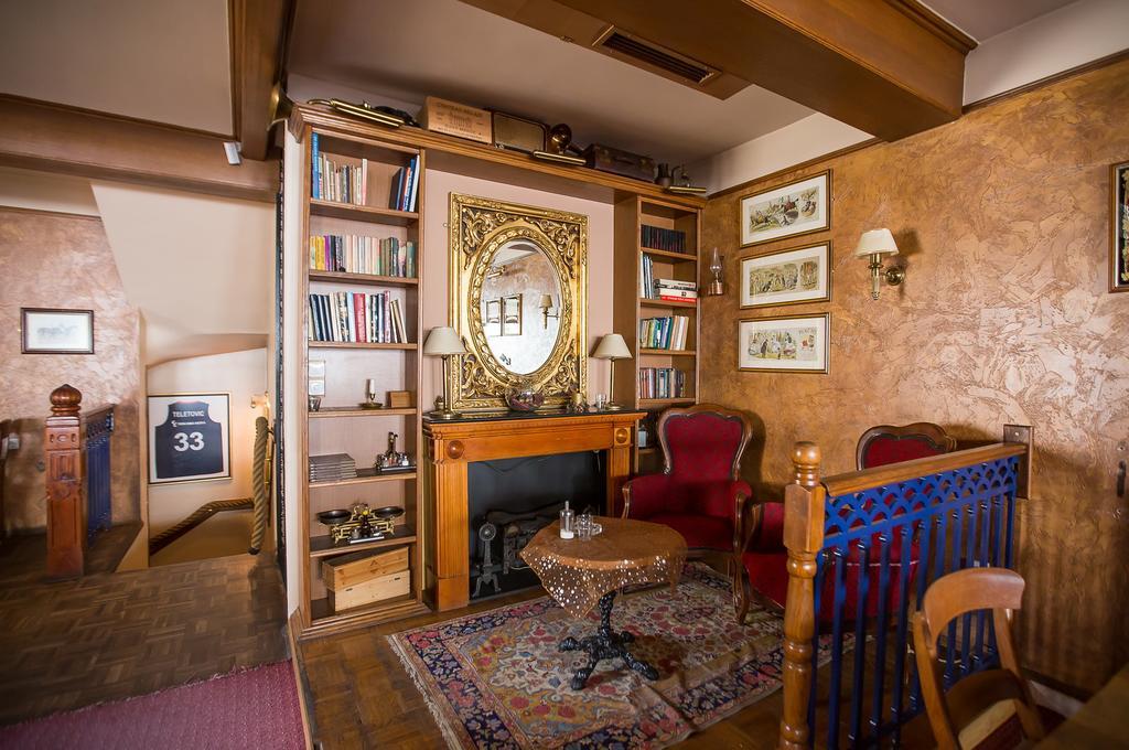 Heartland City B&B Tuzla Esterno foto