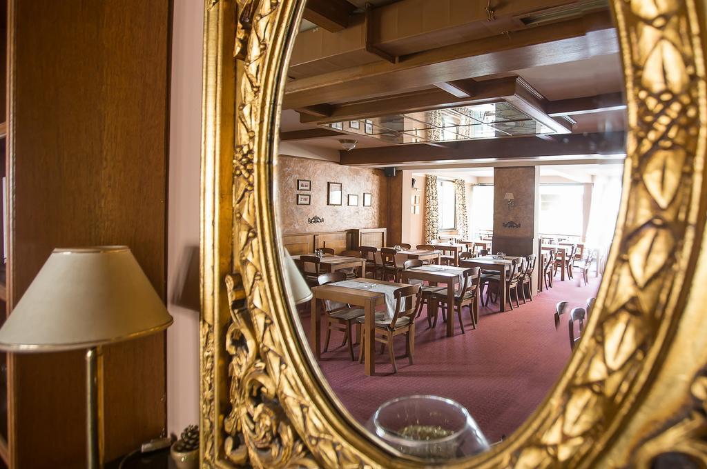 Heartland City B&B Tuzla Esterno foto